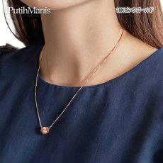 画像3: くるみボタンチャームのゴールドネックレス・ペンダントトップ【金属アレルギーの方にも配慮したニッケルフリーゴールド加工】 (3)