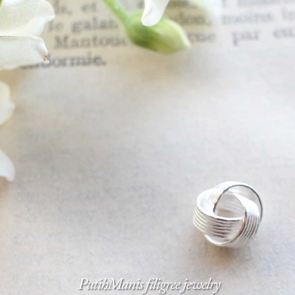 画像5: くるみボタンチャーム|銀線のリボンで丸いボールにしたチャームのネックレス【silver925】銀線細工