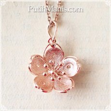 画像1: 桜のゴールドチャーム(M)｜銀線細工の銀線を密に詰めたタイトタイプ・ネックレス用ペンダントトップ・K24GPK18GP【金属アレルギーの方に配慮したニッケルフリー加工】 (1)