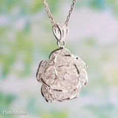 画像8: 蓮の花のネックレス(M1)｜CZ一粒石を入れた大きめロータス、蓮の花のチャーム【silver925】 (8)