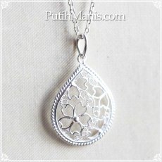 画像7: 桜の文様を銀線細工の透かしで入れたしずく型のペンダントトップsilver925 [ch71-si-n]ネックレス用 (7)