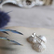 画像5: 控えめなワンポイント。桜３輪のブローチ｜銀線細工のブローチsilver925 (5)