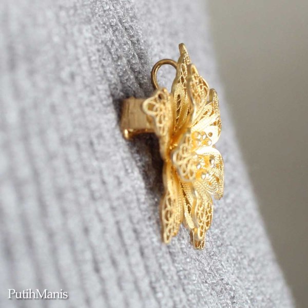 画像5: クレマチスのお花・銀線細工の透かしの花びらが美しいブローチ(24Kゴールド・ヴェルメイユ・18Kピンクゴールド)