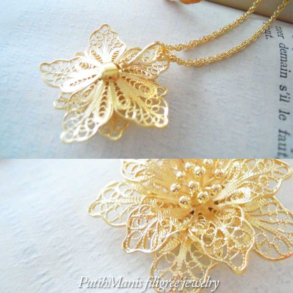 画像3: クレマチスのお花のロングネックレス｜銀線細工の透かしの花びらが美しい大きめのお花のチャーム【金属アレルギーの方に配慮したニッケルフリー加工】