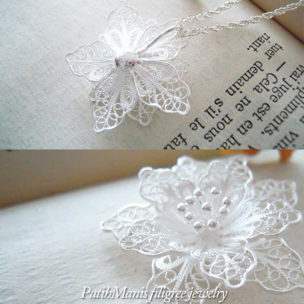 画像3: クレマチスの花のロングネックレス｜銀線細工の透かしの花びらが美しい大きめのお花のチャーム【silver925】