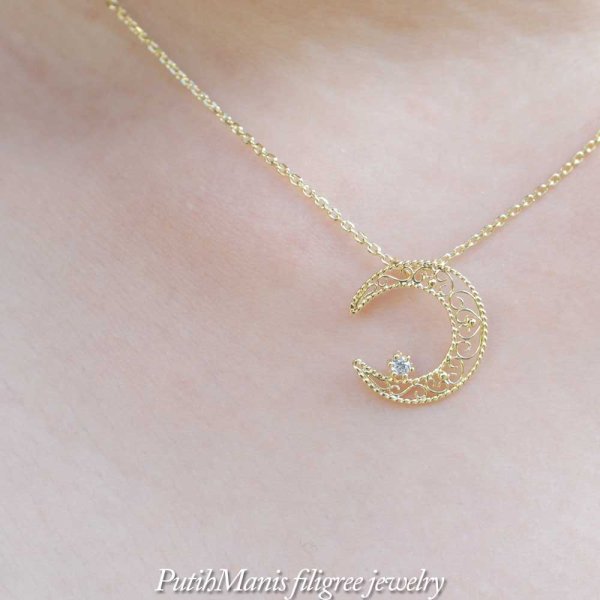 画像6: 三日月と星のゴールドネックレス・銀線細工のアイアンワークとジルコニアストーンの組み合わせ[fil21-g-n]【金属アレルギーに配慮したニッケルフリー】