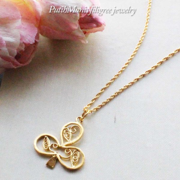 画像3: アラベスク模様のトランプ・クローバー・ペンダントトップ｜銀線細工でアンティークを復刻・K24GPK18GP【金属アレルギーの方に配慮したニッケルフリー加工】