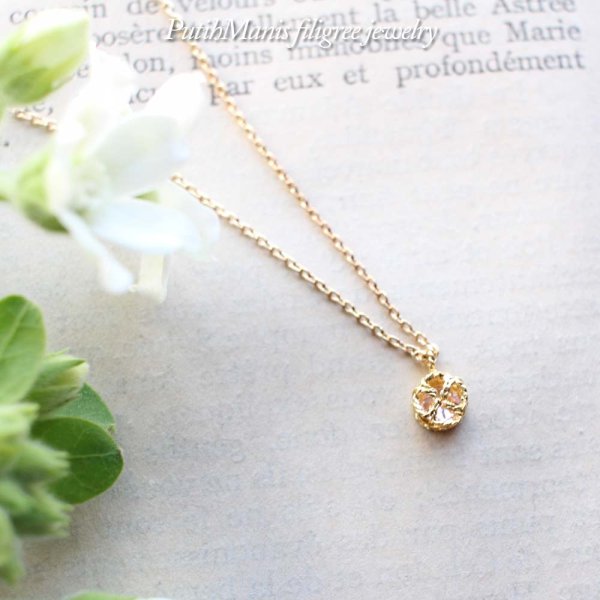 画像5: ピンクトルマリンのネックレス|10月誕生石・天然ピンクトルマリンを銀線細工の透かしで包み込んで光あふれる一粒石ゴールドネックレス【金属アレルギーの方に配慮したニッケルフリー加工】