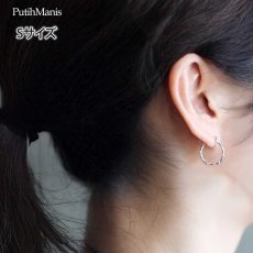 画像9: 【フープピアス】プレーンに極細銀線を巻きつけた細工が美しいフープピアス（シルバー）silver925【フィリグリー】 (9)