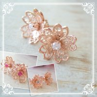 3way CZダイヤ・桜の花のピアス ゴールド