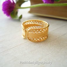 画像3: 幅広ワイドレースのリング｜銀線細工の透かしの繊細さを堪能できるシンプルリング。【金属アレルギーの方に配慮したニッケルフリー加工】 (3)