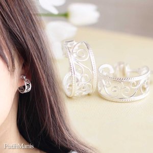 画像: アラベスクのフープイヤリング｜銀線細工でアンティーク風にデザインしたアラベスク模様【silver925】